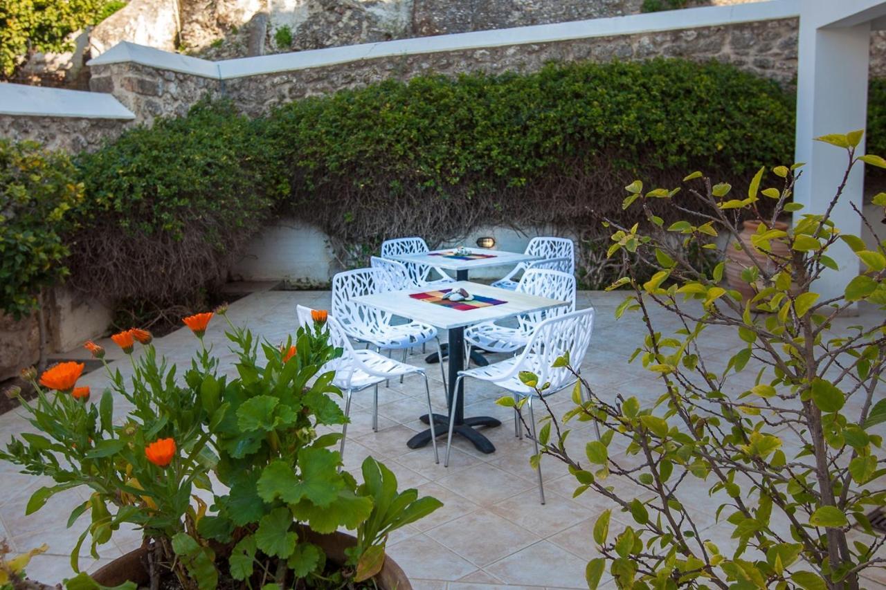 Thanos Luxury Apartment In Spetses Exteriér fotografie